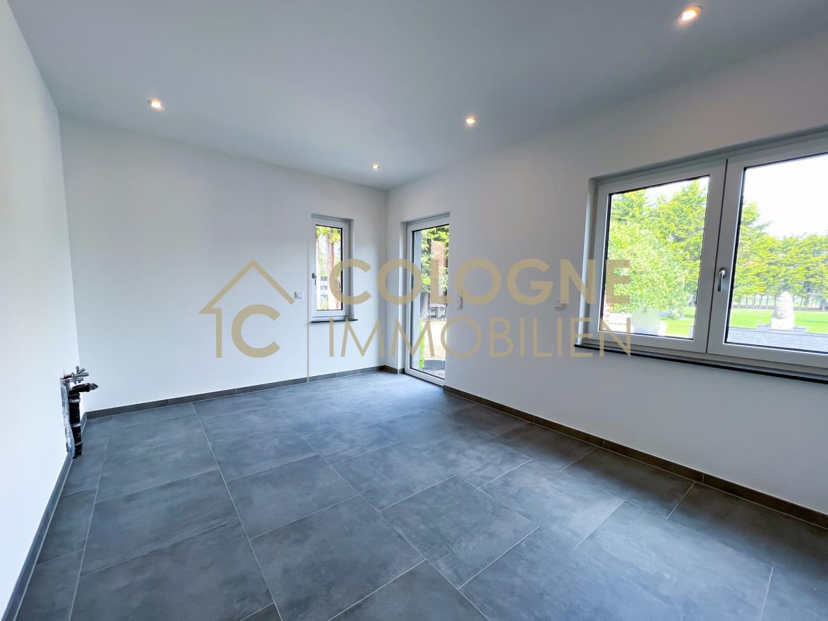 Küche-Esszimmer Terrassenzugang Bild1