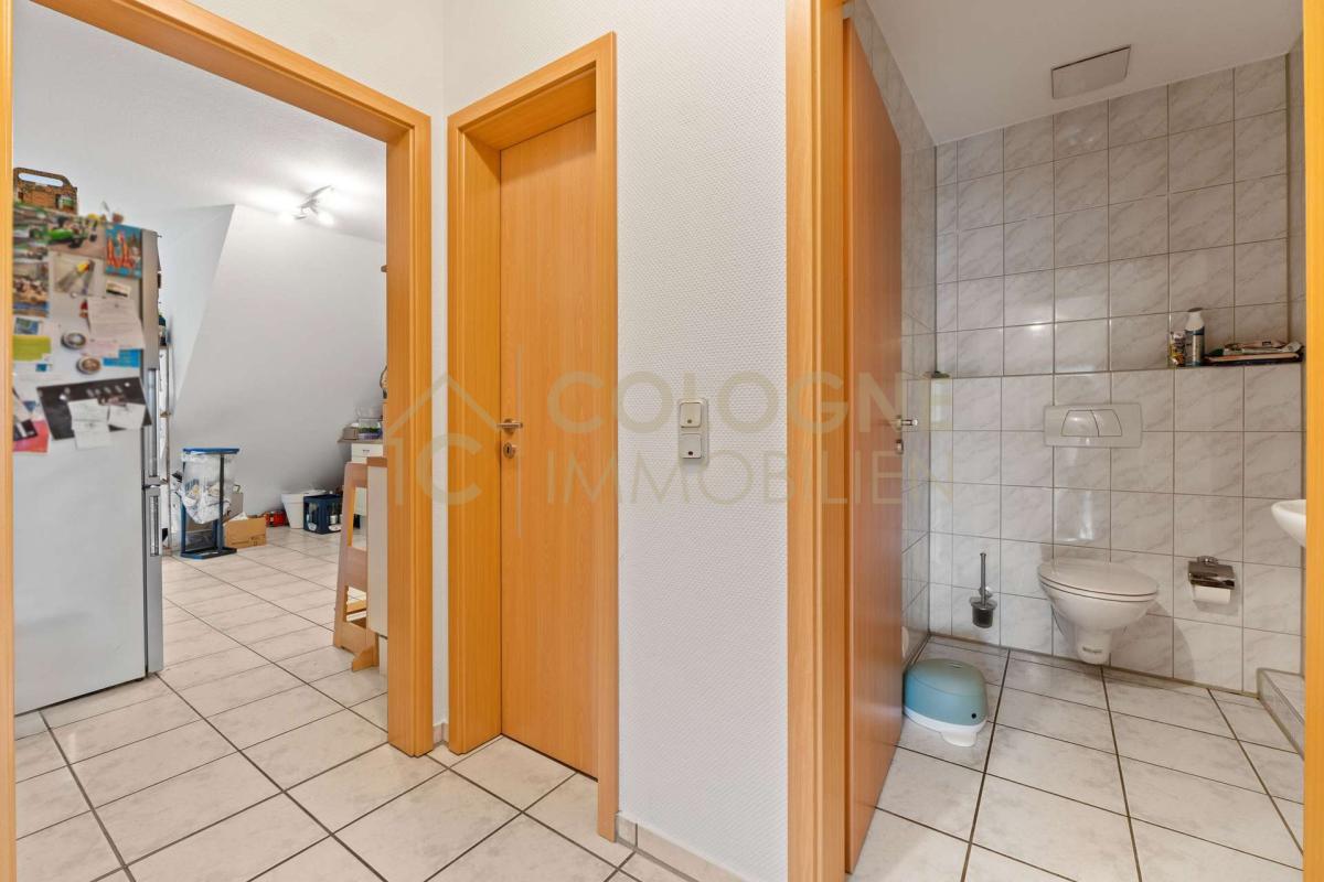Abstellkammer u. Gäste-WC