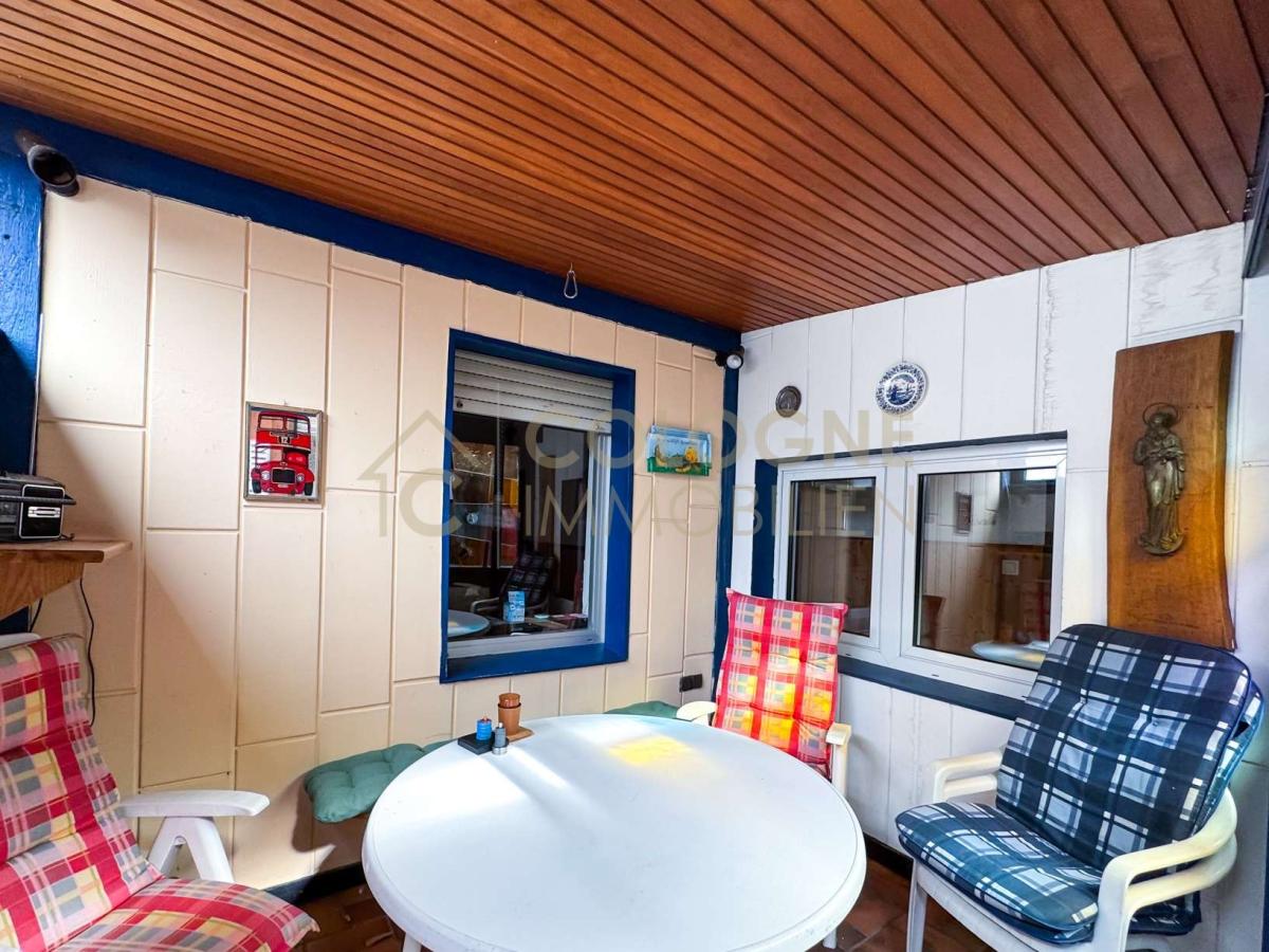 Wintergarten im Hinterhof