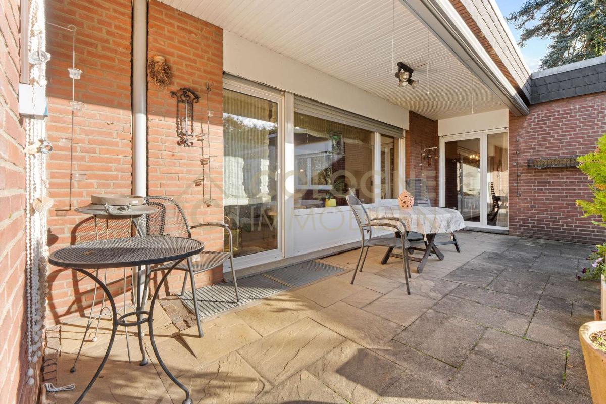 Terrasse direkt am Wohnzimmer