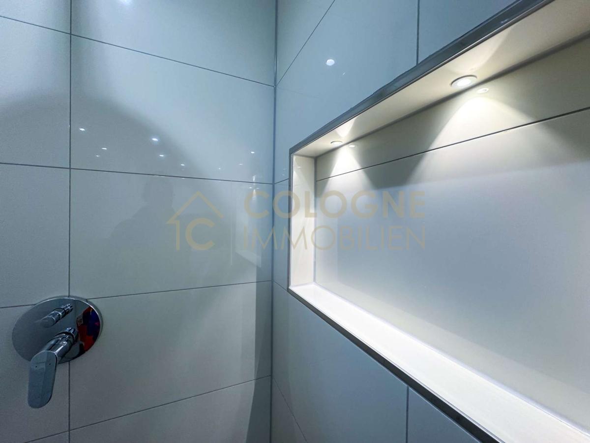 Ablagefläche Dusche