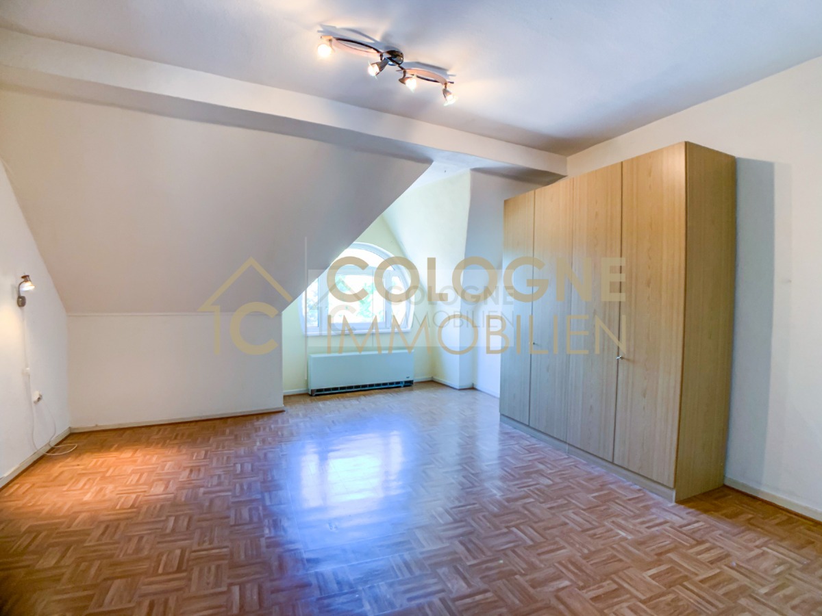 DG: Schlafzimmer / Kinderzimmer