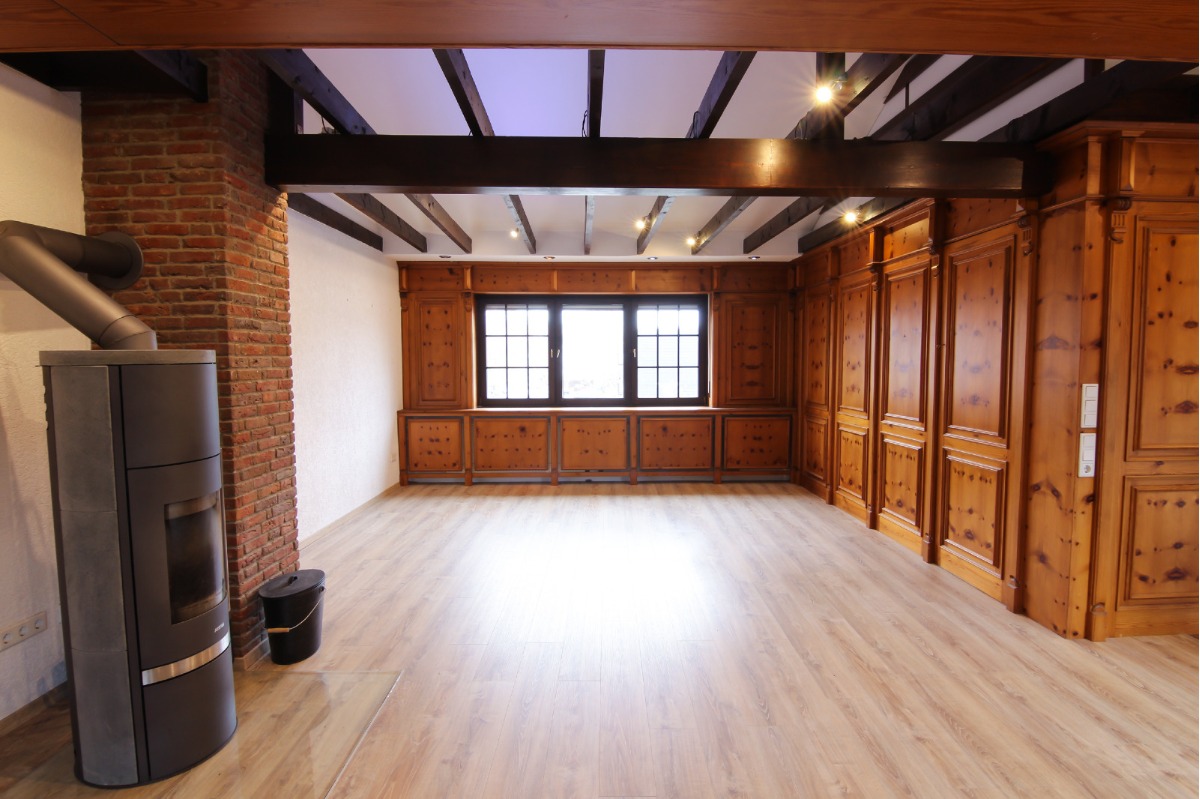 Großes STUDIO mit Nebenzimmer und KAMIN
