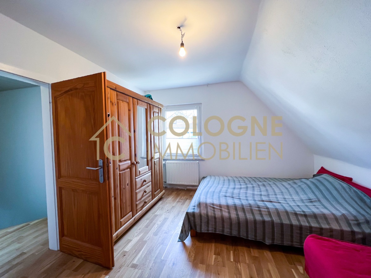 OG: Schlafzimmer 2