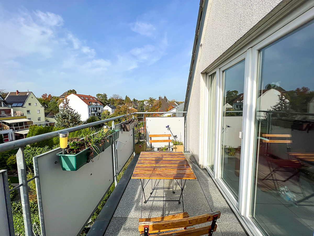 Wohnzimmer-Balkon 1