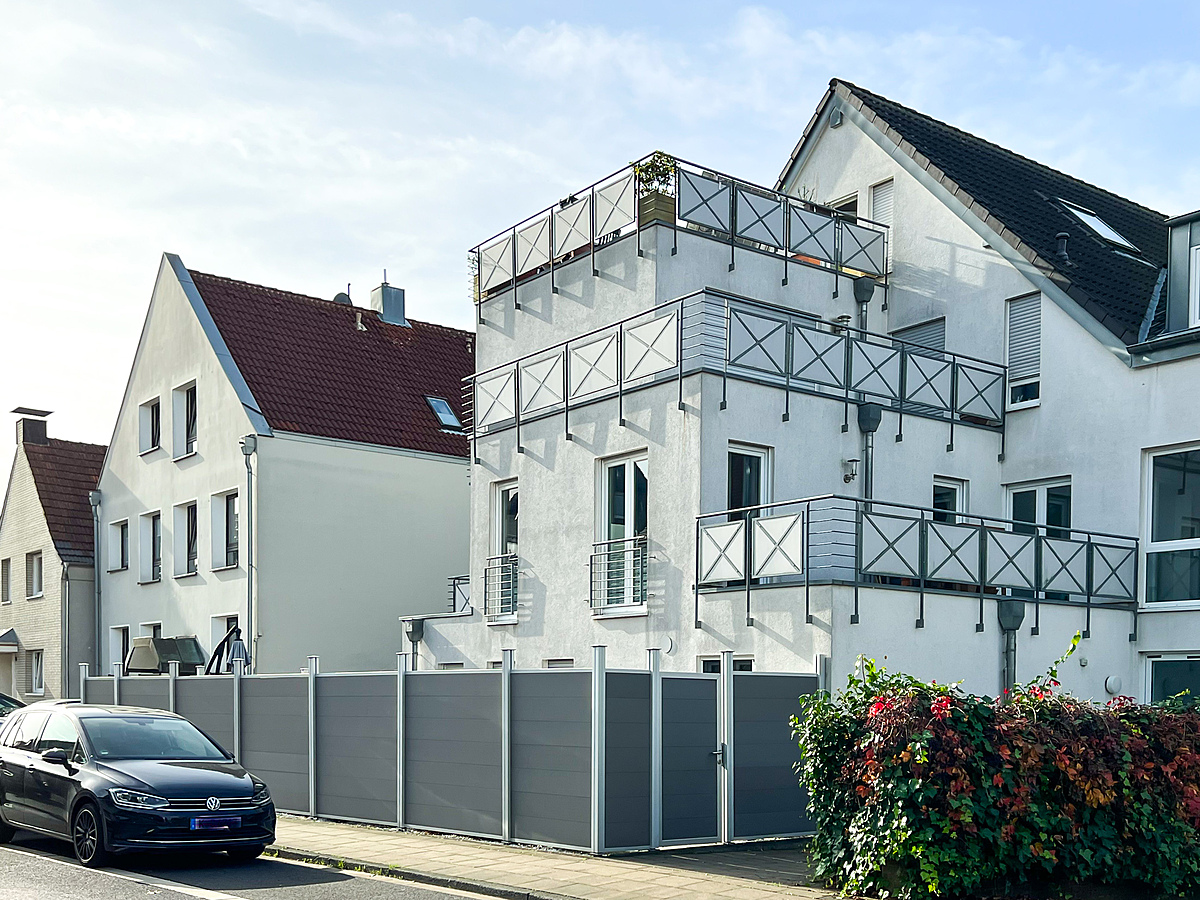 Front Hausansicht 2