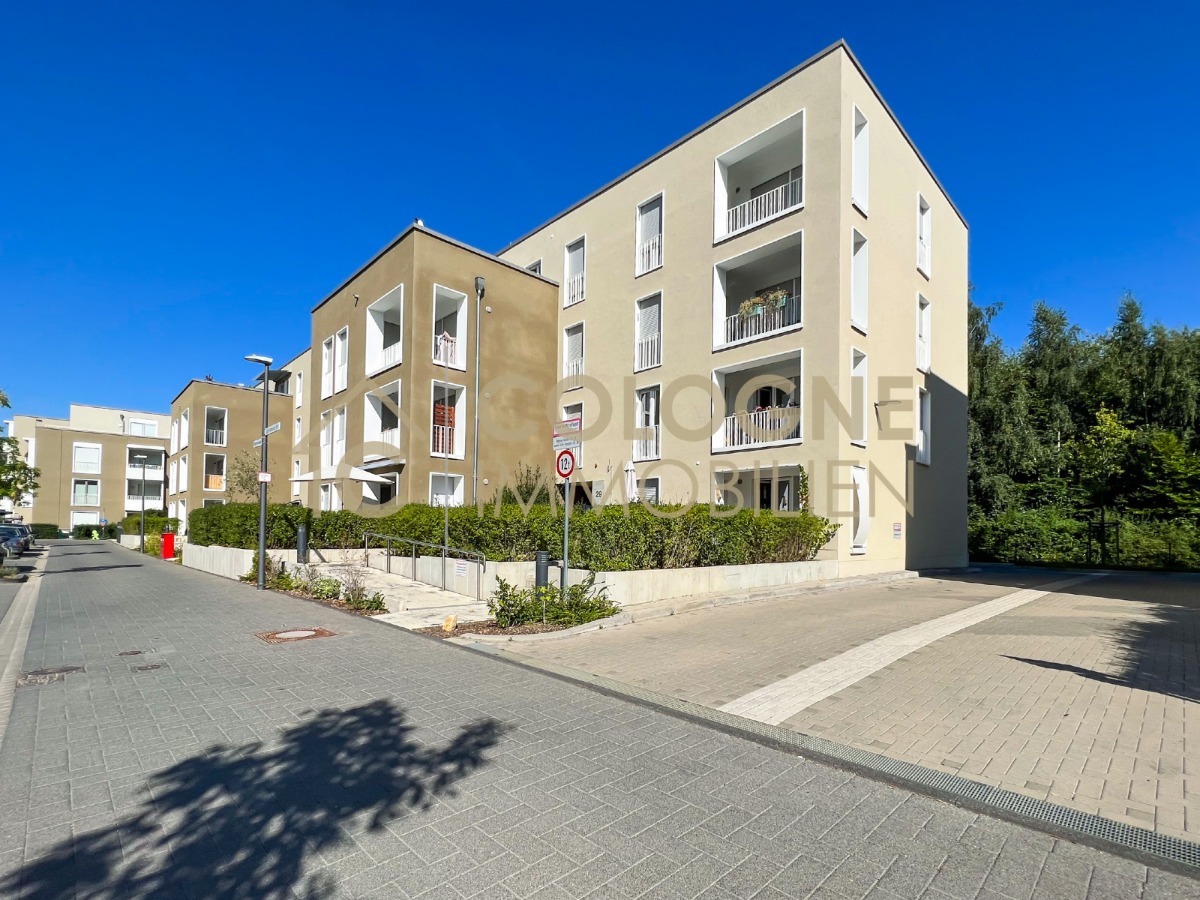 Tiefgarageneinfahrt